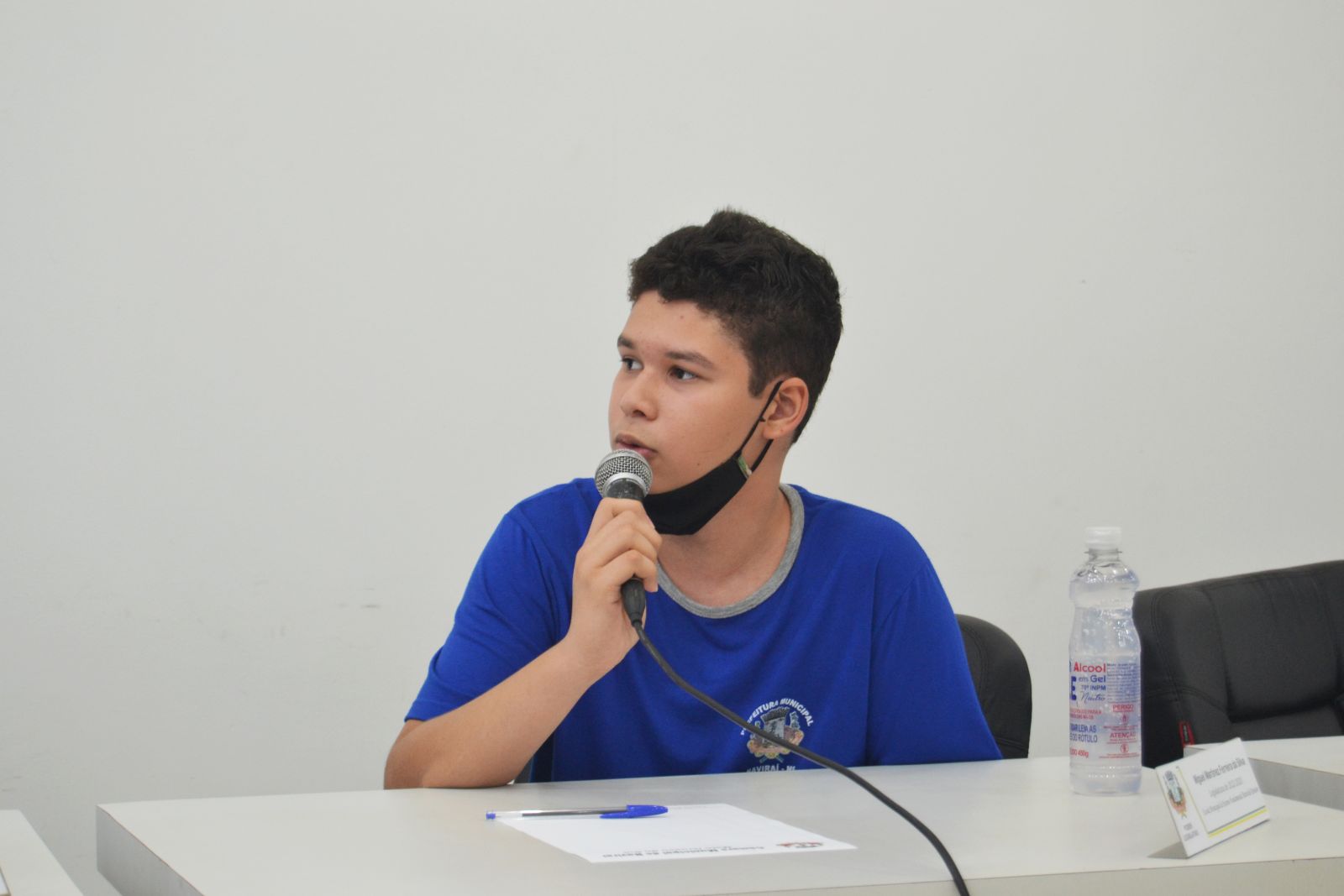 vereador Mirim Miguel Martinez Ferreira da Silva fazendo uso da palavra 