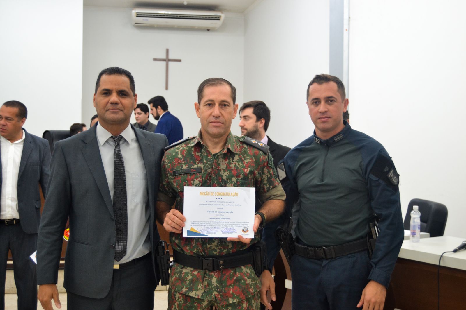 Ver. Presidente Ederson Dutra, 2° Sargento PM Braga e Tenente-Coronel João Paulo Chink