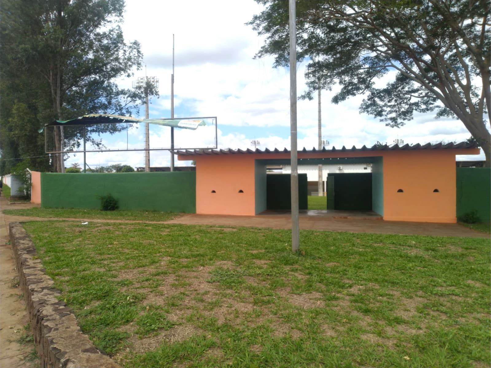 frente estadio virotão 